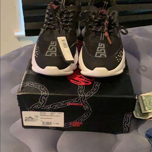 Versace chain reaction - Picture 1 of 2